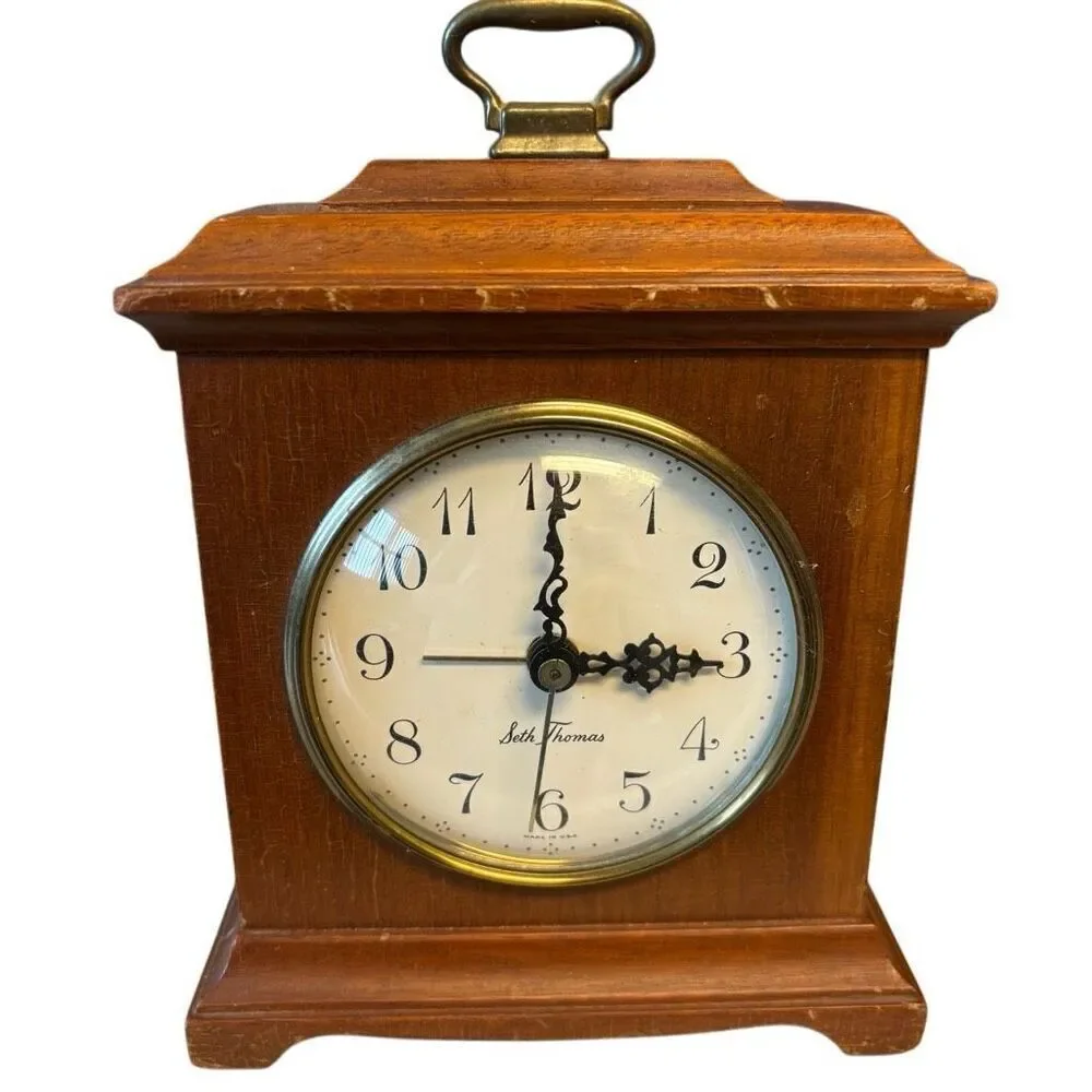 Seth Thomas Buckingham 2E Model SS10-AD Solid Mahogany Mantle Clock *Works*